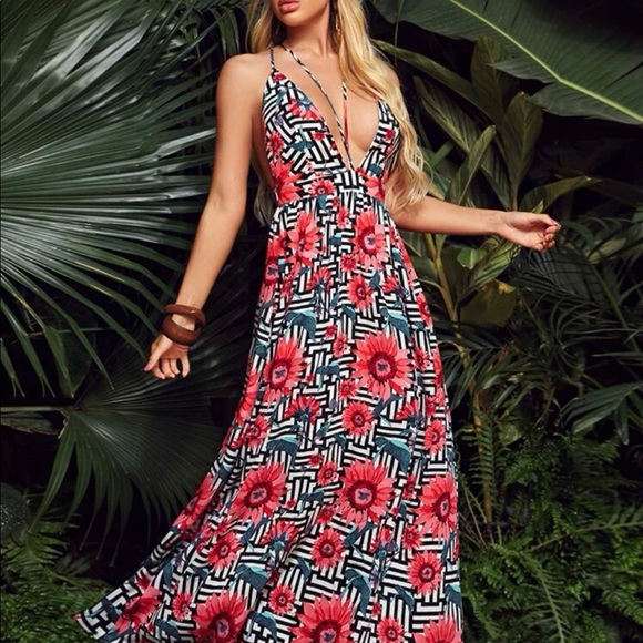 NWOT size Medium dress - Picture 3 of 4